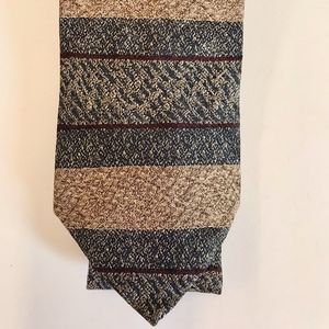 Loosen Up Superba Tie Beige Burgundy Italian Silk